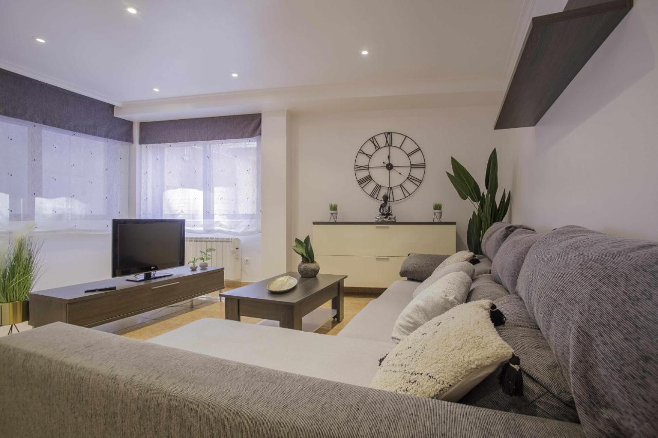 Apartamento En Raxo Pontevedra Exterior photo